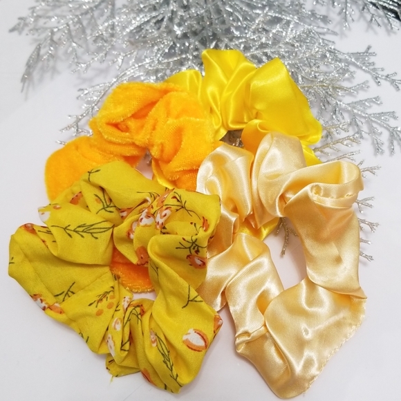NEW 3/$20 Set of 4 Hair Scrunchies